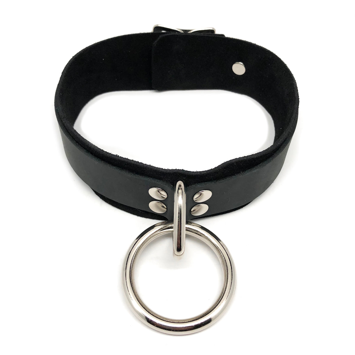 When you want a leather collar that’s strong enough for rough play but still soft and luxurious on the inside, then you definitely want this handmade, suede-lined beauty.